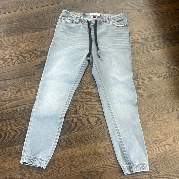 tommy hilfiger jeans sale